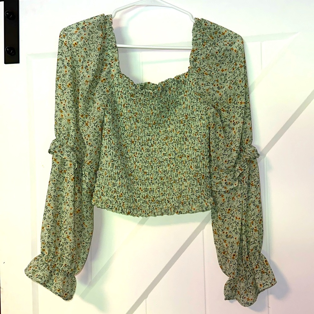 Wild fable top